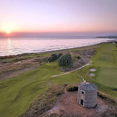 Hotel Tivoli Estela Golf & Porto 3*